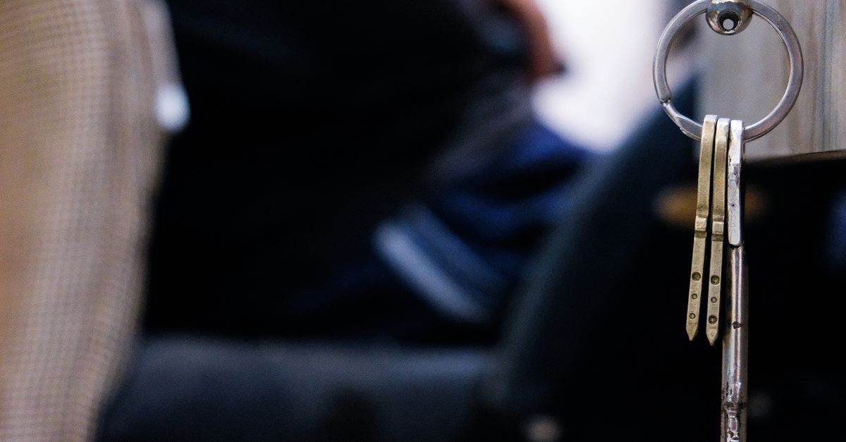 Broken Key Extraction — Fishkill Locksmith