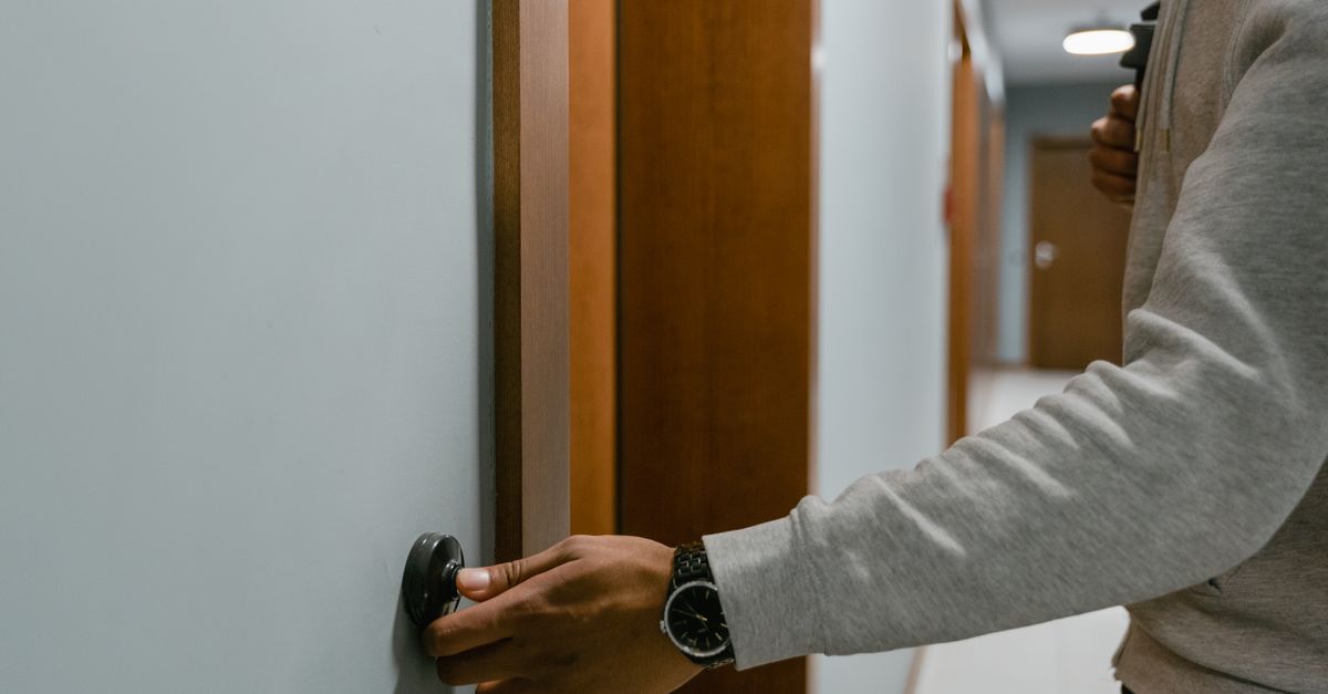Our Commercial Office Lockout Service: What to Expect When We Arrive — Fishkill Locksmith